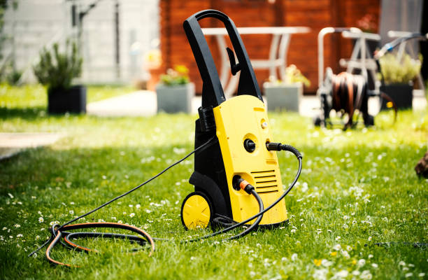 Best Gutter Cleaning  in Lytle, TX